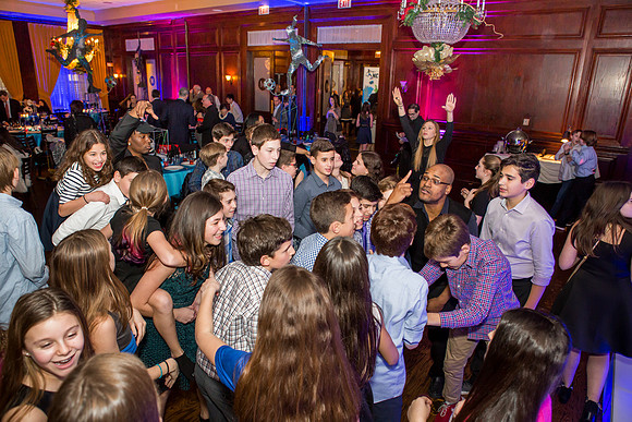 Party 155_