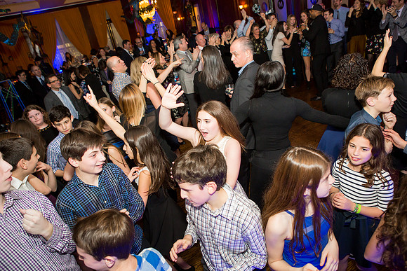 Party 240_