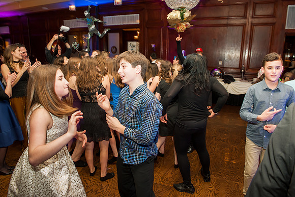 Party 438_