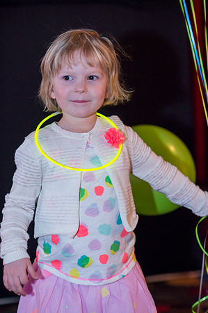 Party  043