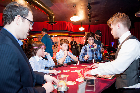 Party  045