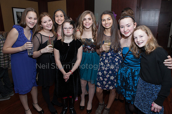 Alana_Party_191524