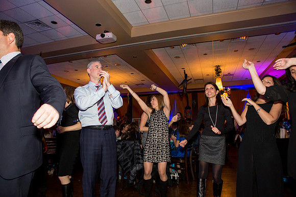 Party 385_