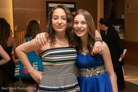 Party_008_Mia_