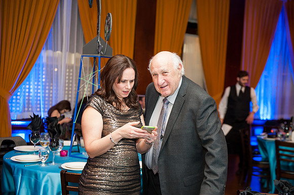 Party 233_