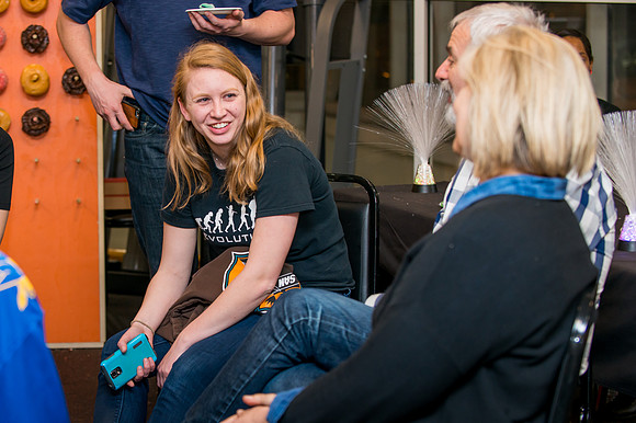 Party 402_