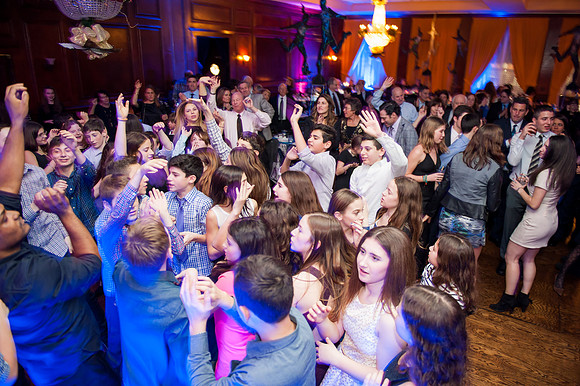 Party 219_
