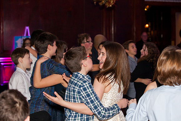 Party 373_